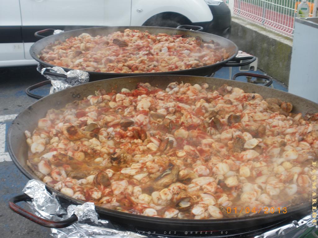 2013 04 01 AVRIL ST LAURENT DU VAR PAELLA AVEC L ALFAN (3).JPG